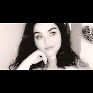 Meet your Posher, Isabelle